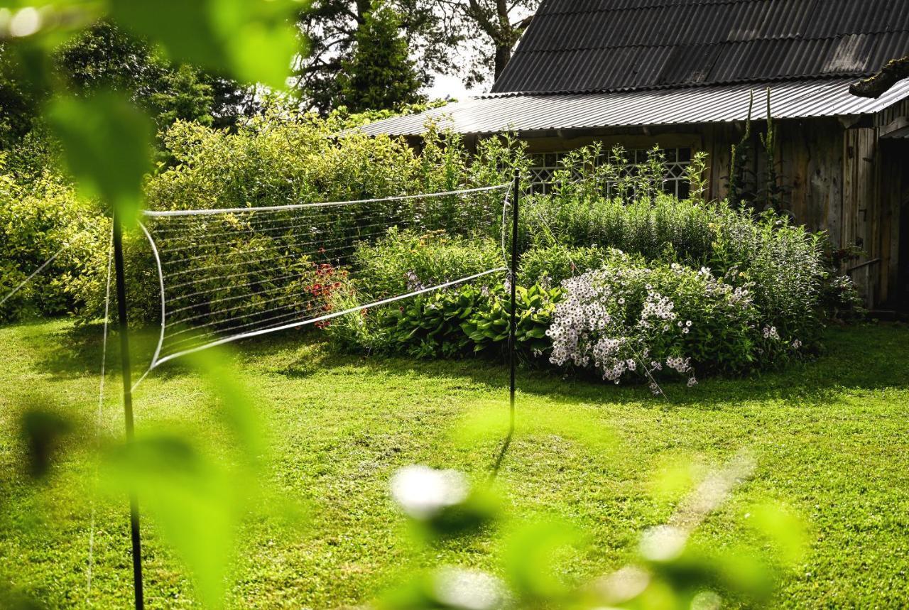 Idilliska Latgaliesu Lauku Maja Ar Melno Pirti Villa Aglona Exterior photo